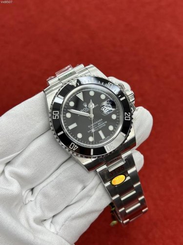Rolex Submariner Green Water Ghost 1: Equipped With 72-Hour Movement Power, Non-