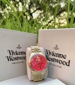 First time wearing Empress Dowager Cixi's watch! It truly lives up to its reputa