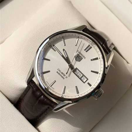 The new TAG Heuer, stunningly beautiful, has arrived! This Carrera dual-date mod - Click Image to Close