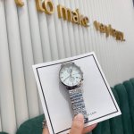 Armani men's watch... 40mm diameter quartz movement, stainless steel strap, in