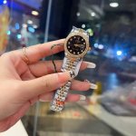 New model recommended diamond ring Rolex 28Mm exquisite small watch spiral back