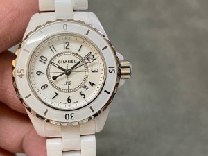 ht Super Ceramic Chanel J12 Series 33Mm Steel Back Cover Watch Is Made Of Hig