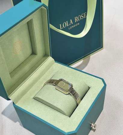 I've been wearing this Lolarose sugar cube green watch for a month now, and I a - Click Image to Close