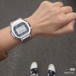 Van Ness Wu's G-Sho Retro Small Square Silver Brick Shockproof Waterproof Small