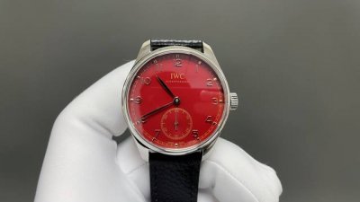 Gr Factory's top-of-the-line IWC Portuguese Automatic Small Three-Hand watch! 1.