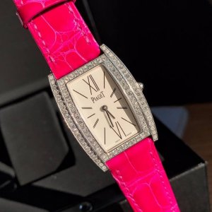 The best of the best is here. The famous Piaget quartz women's watch, one of the