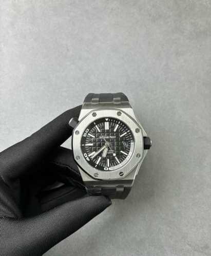 Brand: A Audemars Piguet Royal Oak Offshore : Series: 15703 Series Design: The