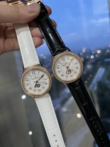 Gold +30 Jaeger-LeCoultre Rendez-Vous Women's Watch, one of the three great drea