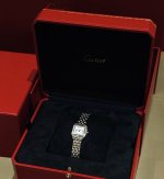 Cartier Cheetah Mini is so cute It is not heavy to wear, and it is easy to wear