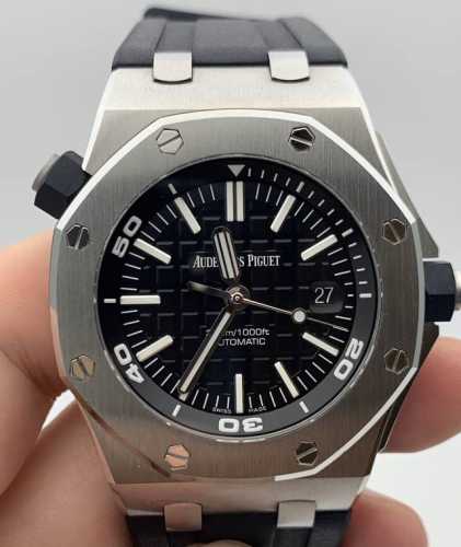 Among Audemars Piguet Royal Oak models, the "easiest" to acquire is the - 15703S