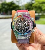Yublot Full Diamond Model Hublot is referred to as "Hub" and "Hengbao". The Bigb