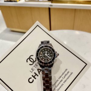 High-quality ceramic Chanel J12 quartz women's watch, ceramic material, pebble