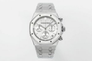 Aps' new product, the Audemars Piguet Royal Oak 26240 series, is a 41mm stainles