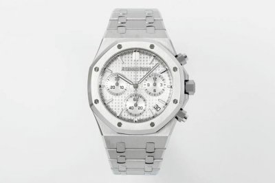 Aps' new product, the Audemars Piguet Royal Oak 26240 series, is a 41mm stainles