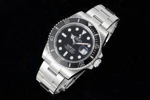 The outcome is uncertain, we could all be dark horses! HK factory p Submariner 4