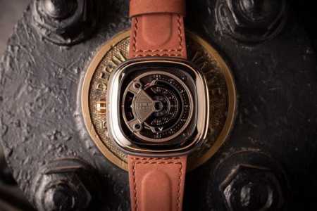 Sevenfriday With An Extra Rubber Strap. Original Sevenfriday Automatic Mechanica - Click Image to Close