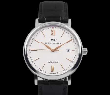 This color scheme is absolutely stunning! IWC 23140 RMB, January 2021 warranty - Click Image to Close