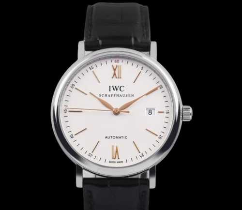 This color scheme is absolutely stunning! IWC 23140 RMB, January 2021 warranty