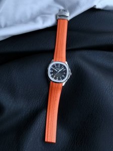 A top-of-the-line Patek Philippe Aquanaut series replica, comparable to the genu