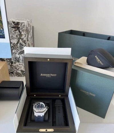 Audemars Piguet Quarter Blue