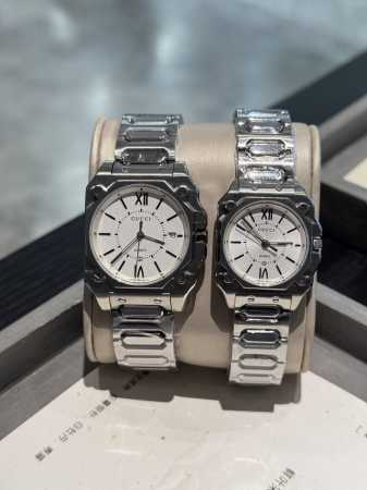Platinum 490 Men's 36mm. Women's 30mm. Gucci new watch III New G-Flat Savage st - Click Image to Close