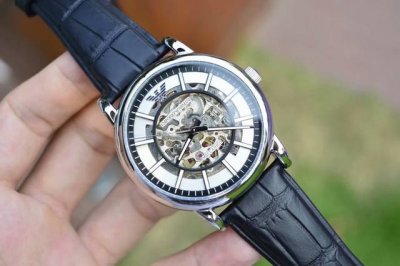 Armani Men's Watch Ar1981: Unique Craftsmanship, White Trend-Setting Skeleton De