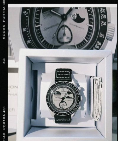 Swatch x Omega Bioceramic Moonswatch series quartz movement 30m water resistant