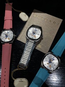 The unique combination is cool Omega TV Mickey Mouse Vs Donald Surprising price