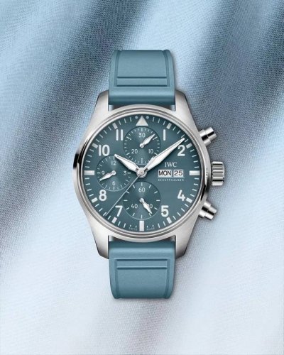 IWC Pilot's Watch in New Color (Tws) Iwcamg Engineers Collaborate for a Stylish