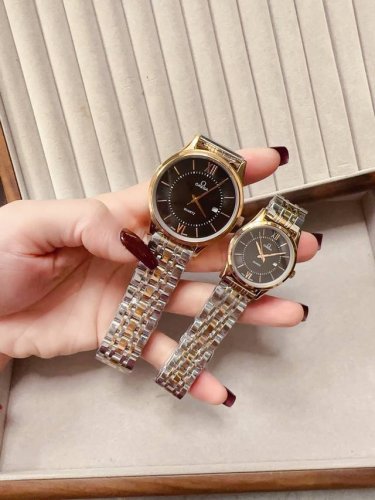 Platinum Classic Omega Couple's Watch, Imported Quartz Movement, Mineral Glass,