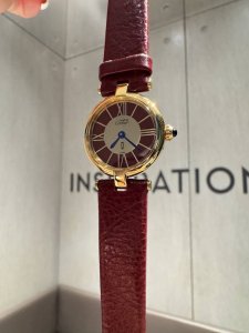 A beautiful vintage Cartier Must Be watch, I love it to the core As soon as I go