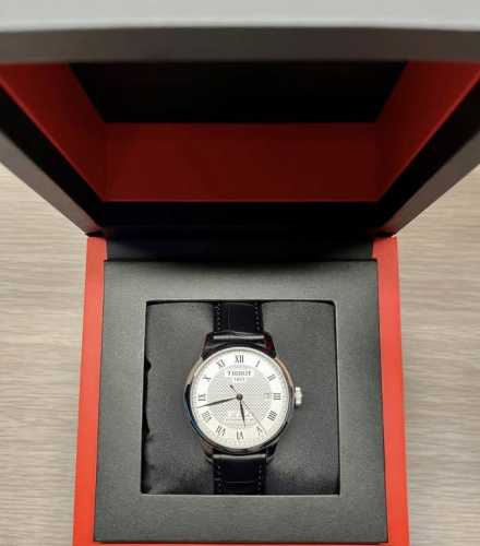 Tissot Le Locle: A Perfect Blend of Classicism and QualityMy dears, today I'm sh