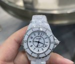 Brand: ChanelSeries: J12 SeriesModel: H0968Material: Stainless steelMirror: Sapp