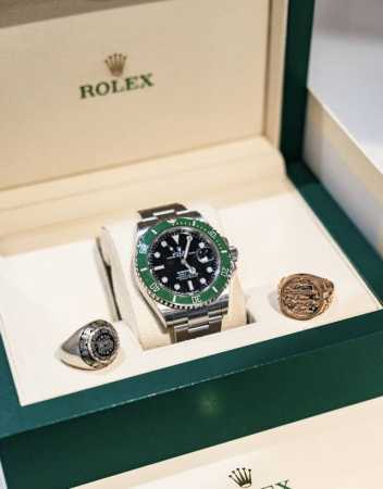 Rolex Submariner "Hulk" watch, stainless steel bracelet, complete set from 2014 - Click Image to Close