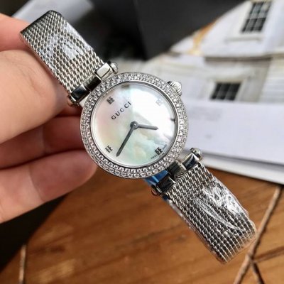 new model, hot-selling hard goods, Gucci double-row diamond hollow model, exclus