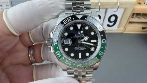 Exclusively supplied by a major factory. VS "Sprite Bezel" GMT-Master II, equipp
