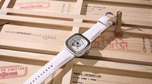 SevenFirday White case, white silicone ring, white dial with gold studs, white l