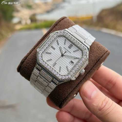 Patek Philippe Cubitus Full Diamond Version 5821 Series Patek Philippe's new Cub