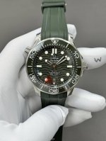Omega Seamaster series! Dark green 41mm! 8800 movement DDD