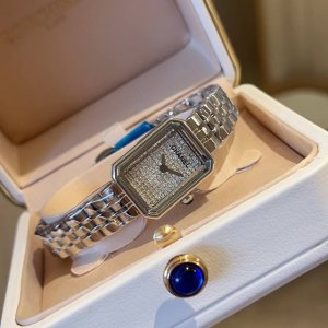 Diamond Chanel Premiere watch! 1987, inspired by the vintage sugar cube silhoue