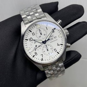 250127 We offer a bracelet with a clasp, which can be customized with 18K real g