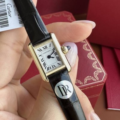 Small and light, the Tank Louis Cartier Miniature watch boasts a 24 x 16.5mm x 6
