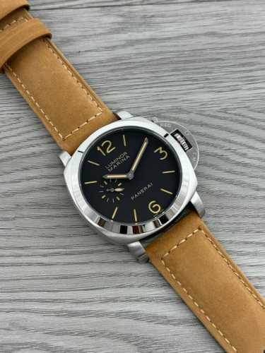 V gold Herm