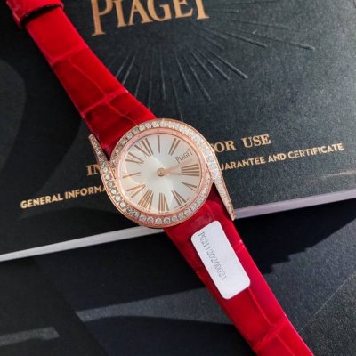 Piaget Limelight Gala women's diamond watch with an alligator leather strap! The