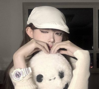 How come Casio is so good at collaborating? Baby-G x Goodbai. The watch is a cre