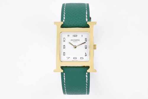Factory Heure H series was born in 1996 under the impetus of designer Philie Mou