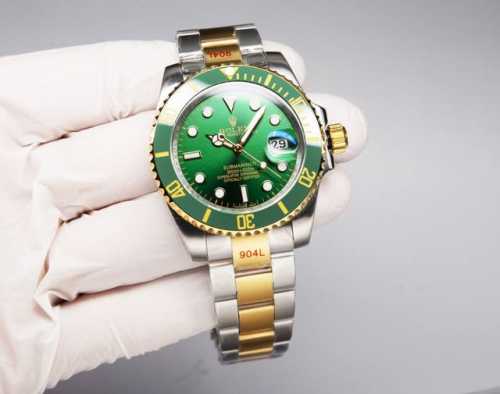 Platinum 20. Rolex People's Version Of The Submariner Is Made Of 316L Stainless