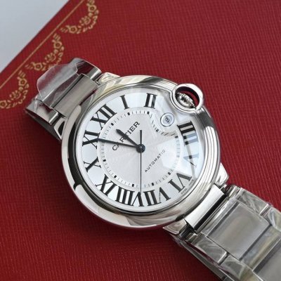 Af Cartier Ballon Bleu men's 42mm mechanical watch has arrived. It features an o