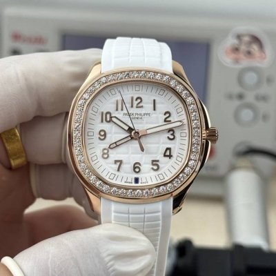 Gr New Patek Philippe Aquanaut series mechanical watch, model 5167A, 5168G, 5167