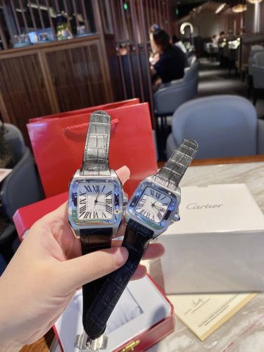 Cartier-Cartier Santos couple watches are now on the market. Cartier is a French